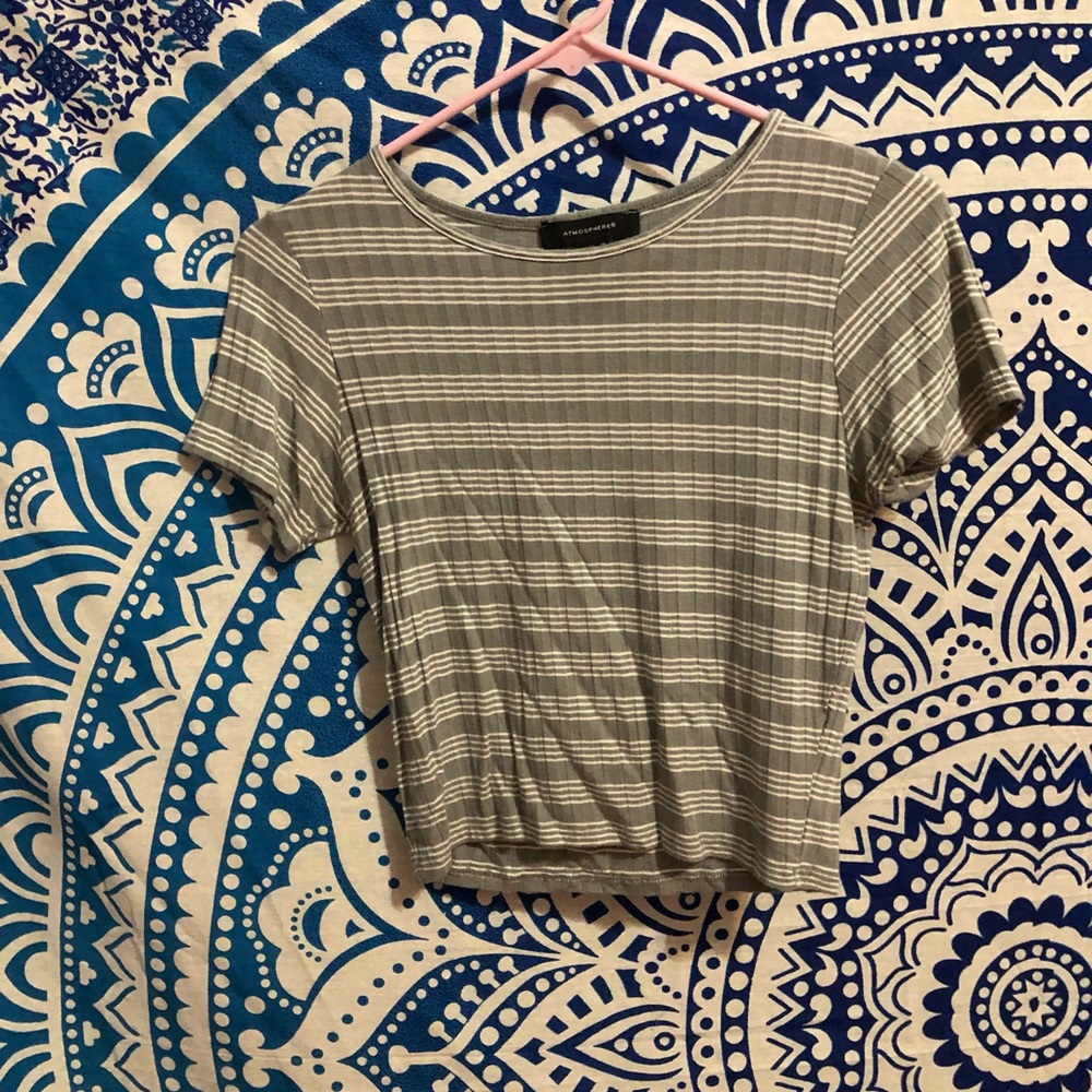 Gray crop top
